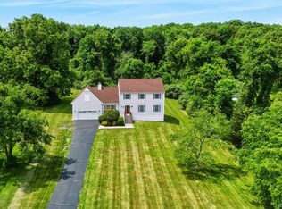 41 Saddle Ridge Drive, Hopewell Junction, NY 12533