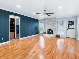 208 Woodmont Dr, Georgetown, TX 78628