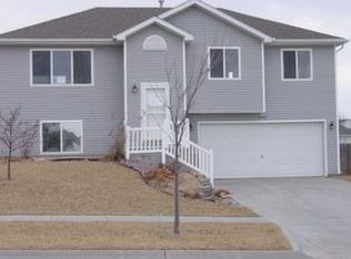2423 NW 46th St, Lincoln, NE 68524