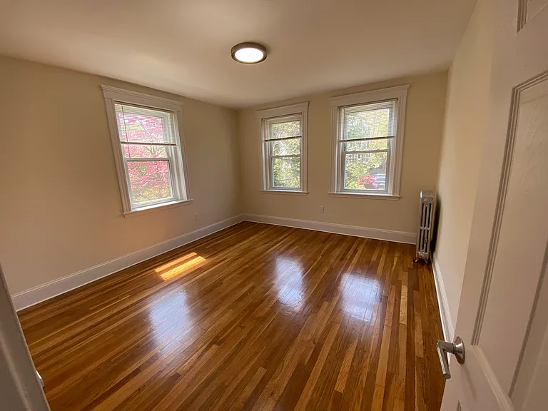 98 Toxteth St #3 — Photo 6
