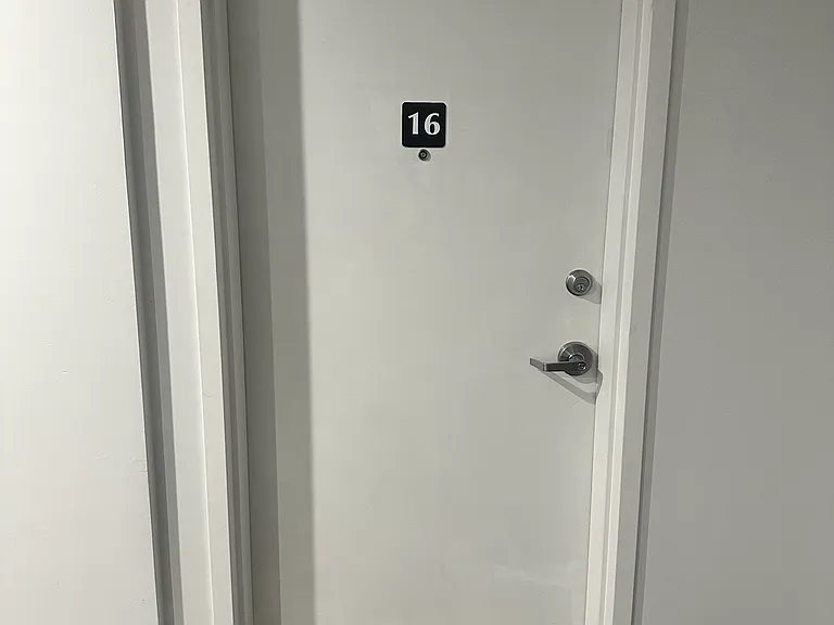 22 Park St #16 — Photo 3