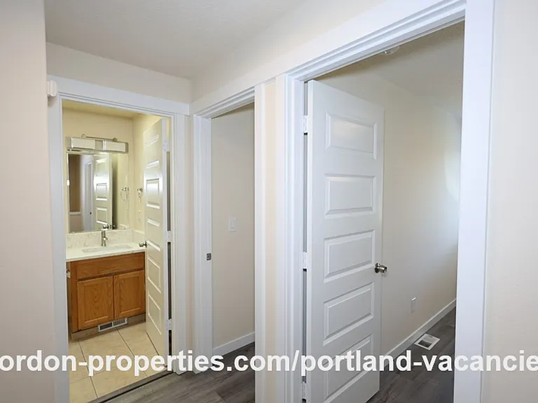 5407 SE 121st Ave — Photo 26