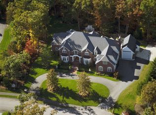 14 Cobblestone Ln, Sudbury, MA 01776