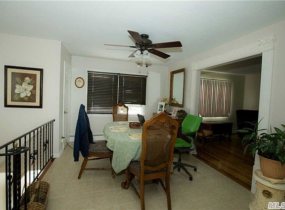 5th image of 15514 Bridgeton St