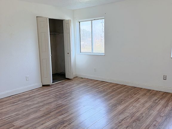 4th image of 716 Tecumseh St