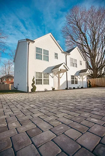 217 Quince Aly #B Photo 1
