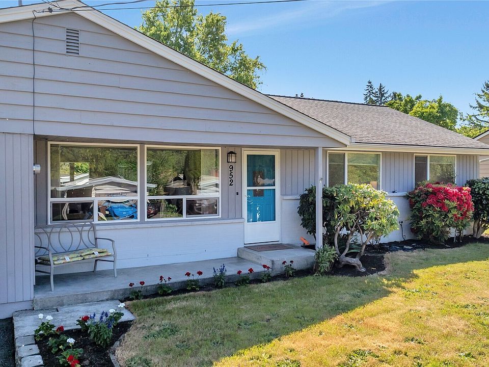 1st image of 952 165th Avenue SE