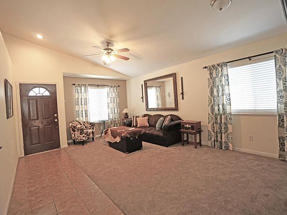 4th image of 631 Liege Dr