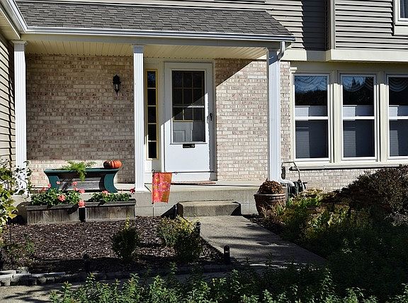 2nd image of 371 Wildwood Dr
