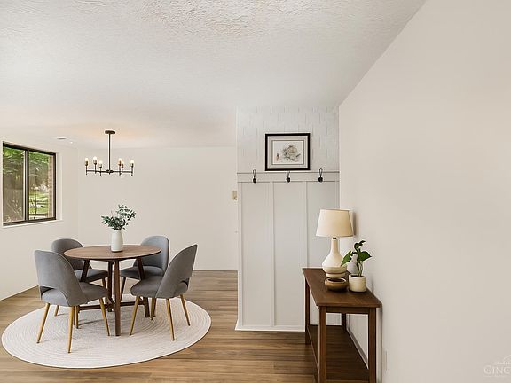 3rd image of 5433 Bluesky Dr Unit 1