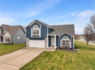 603 Bradford Ct, Raymore, MO 64083
