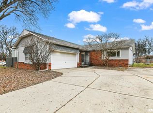 105 Mesa Rd, Springfield, IL 62702