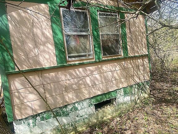 3rd image of 139 Ouachita Road 303