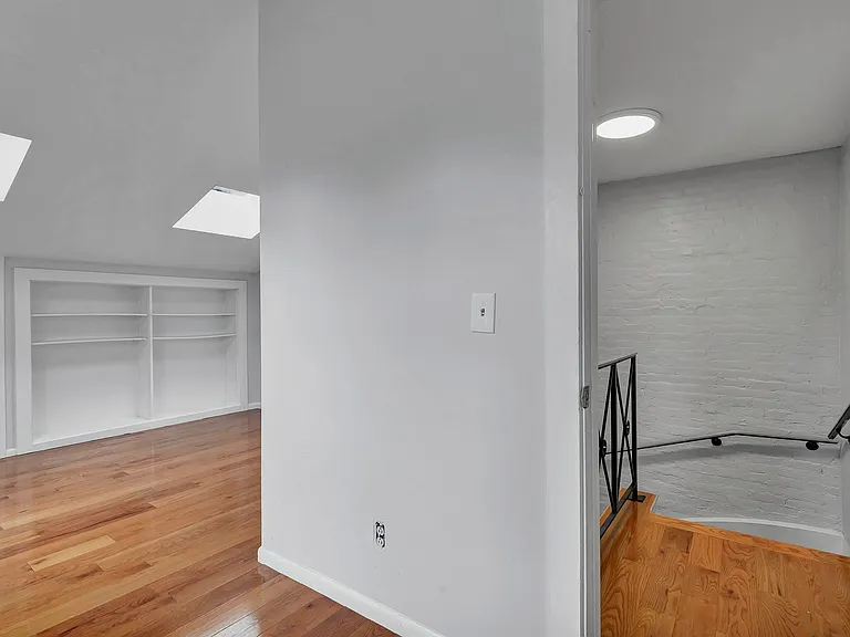 166 Park St #168 — Photo 34