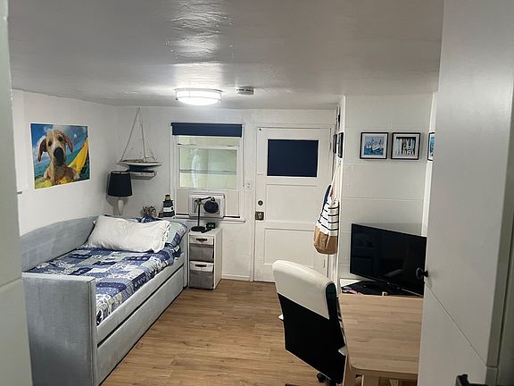 Cozy studio apartment.