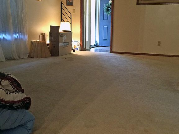 4th image of 1338 Clayton Dr