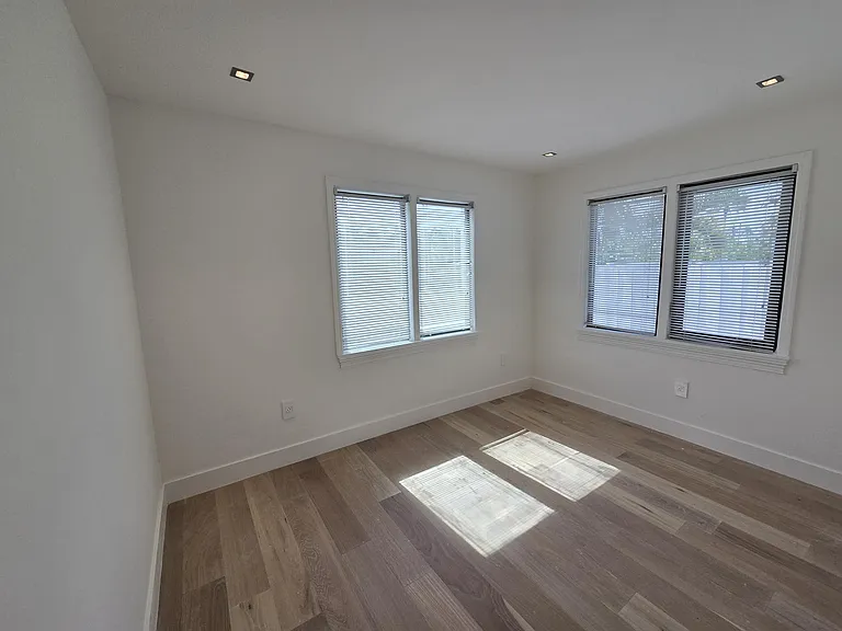 3809 S Olive Ave — Photo 7