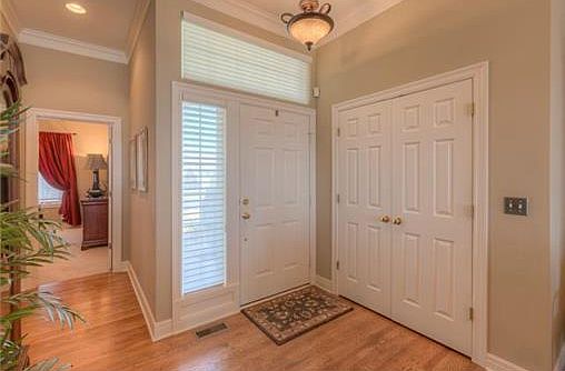 3rd image of 13329 Washington Ct