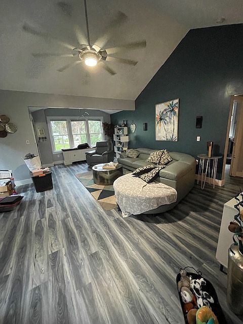 1st image of 929 N Oleander Ave