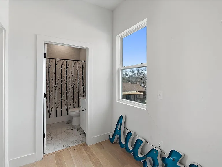 4800 Vinson Dr #A — Photo 31