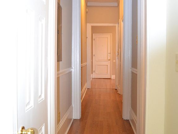 Hallway from rear of apartment to front