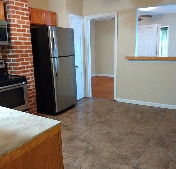 5125 Hancock Rd — Photo 3