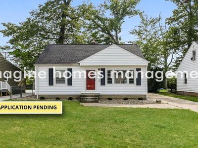 24209 Knickerbocker Rd, Bay Village, OH, 44140