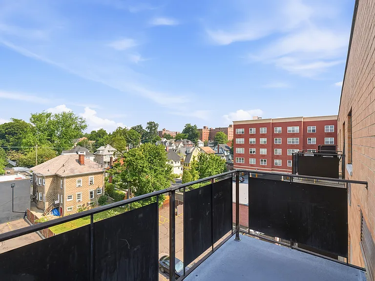 5 Linden St #6I — Photo 21