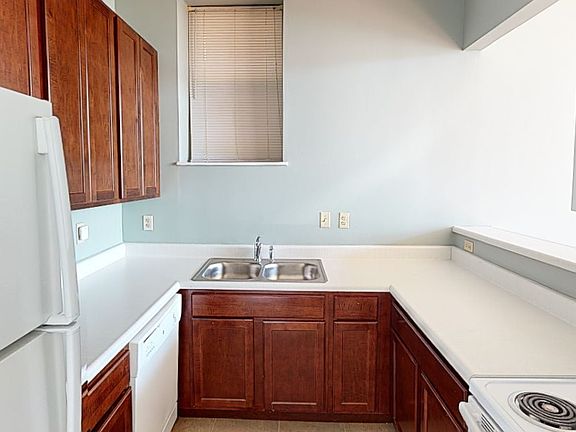 2nd image of 3905 Folsom Ave #A