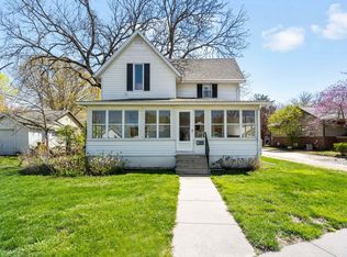 824 Northwestern Ave, Ames, IA 50010