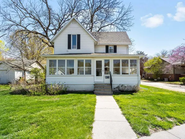 824 Northwestern Ave, Ames, IA 50010