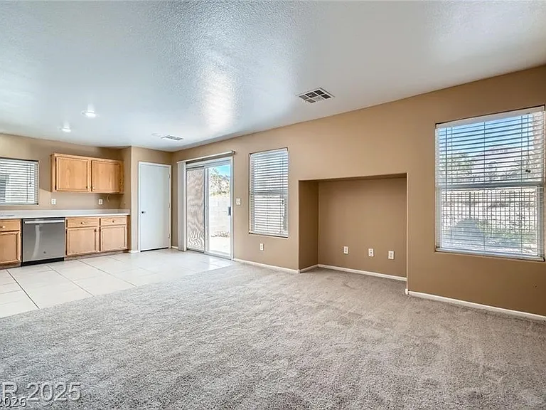 3141 Diamond Crest Ln — Photo 9
