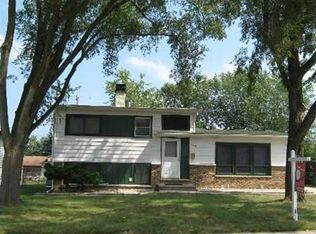 3329 Stonegate Rd, Waukegan, IL 60087