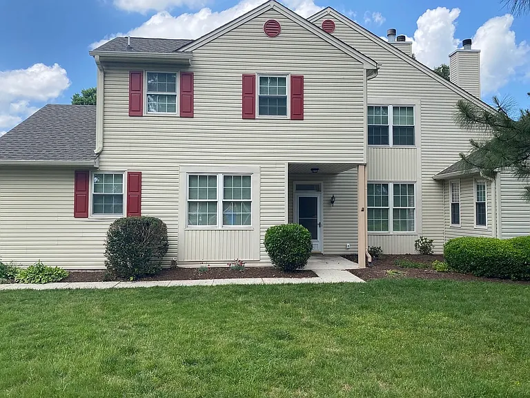 977 Water Oak Ct — Photo 3