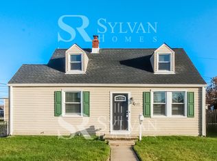 8102 Murray Point Rd, Baltimore, MD 21222