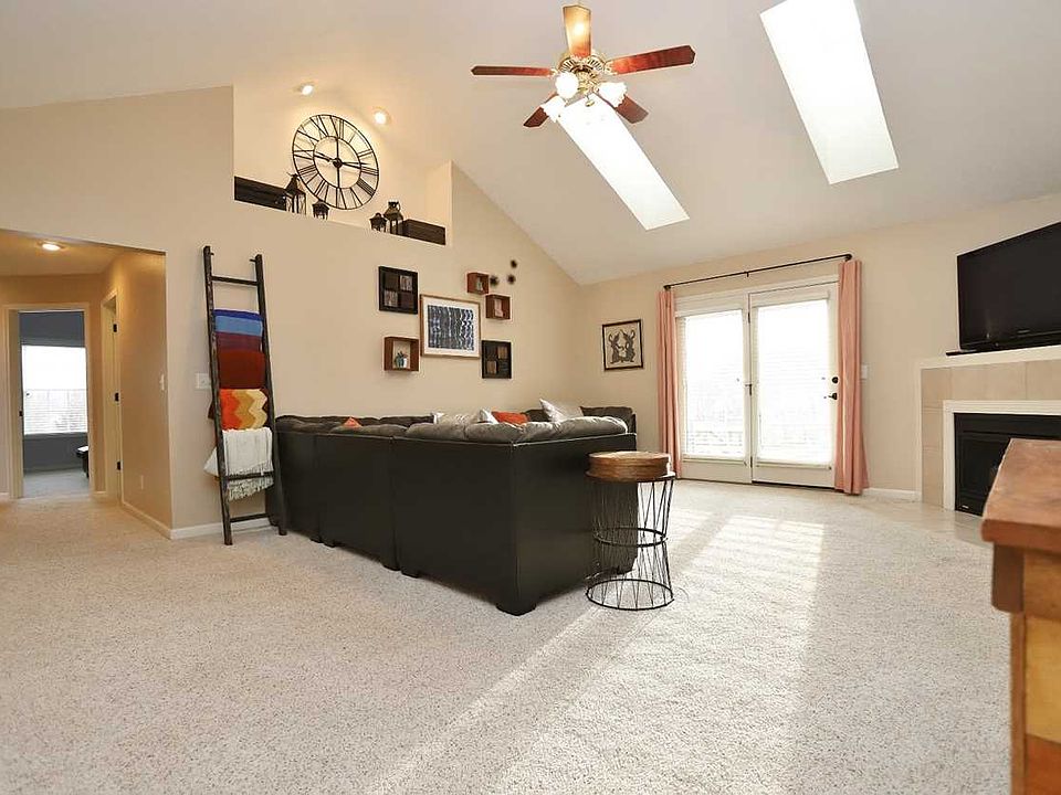 9125 Arbor Grove Ct, Evansville, IN 47711 | Zillow
