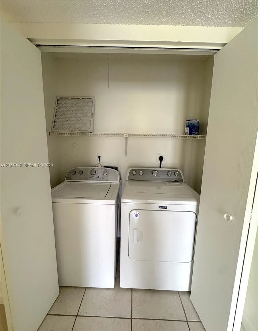 Crescent Cove Condo — Photo 4