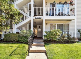 446 Poets Way #446, Mahwah, NJ 07430