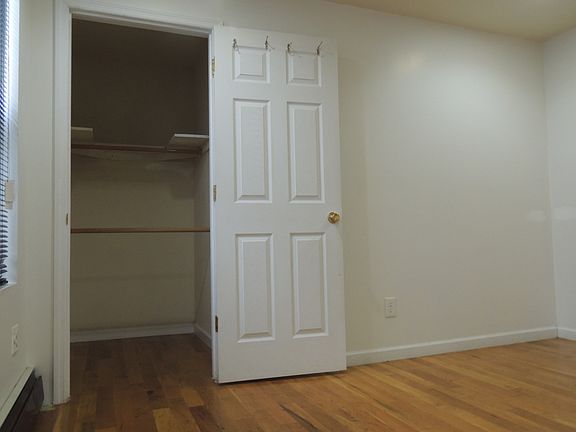 4th image of 781 Garden St APT 2