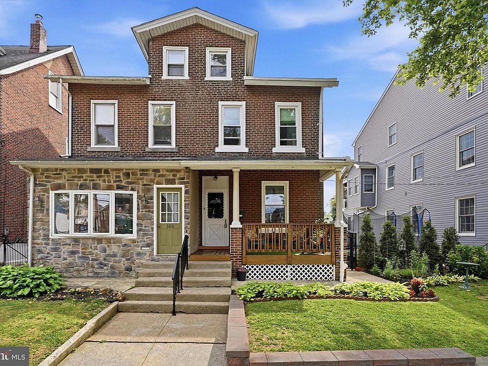 1st image of 107 W 10th Ave