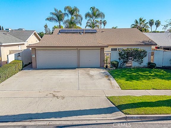 3rd image of 23372 Dune Mear Rd