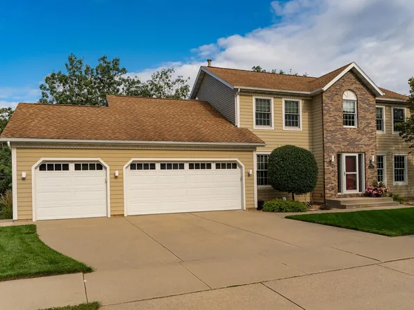 2229 Ponderosa Dr SW, Rochester, MN 55902