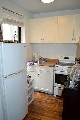 Rented by Tabak Real Estate | media 8