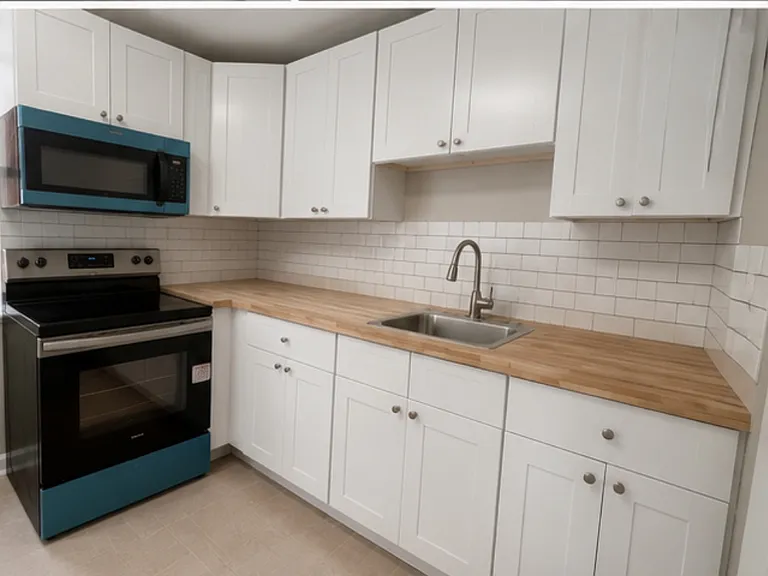811 Russell Blvd #2F — Photo 7