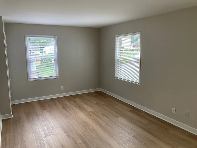 223 S Keats Ave #2 — Photo 6