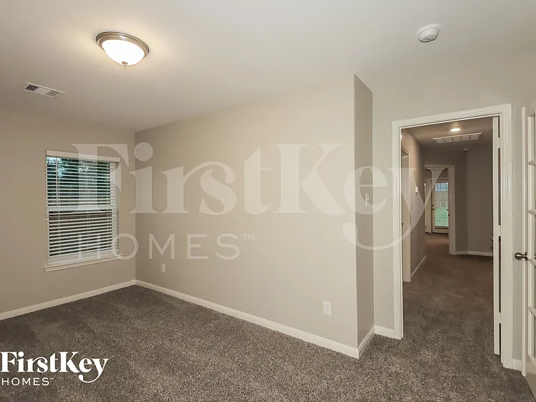 20703 Solstice Point Dr — Photo 11