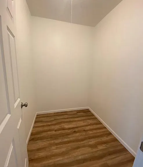 Walk -in closet
