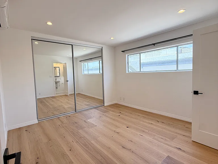 515 Pier Ave #3 — Photo 16