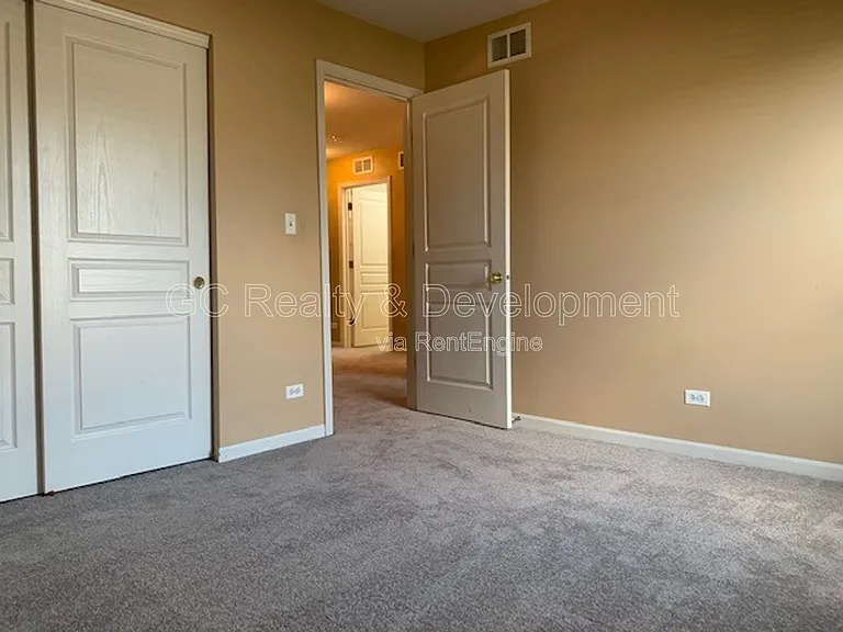 922 Kings Canyon Dr — Photo 14