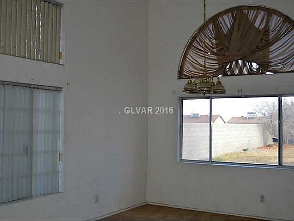 4th image of 1316 Rainbow Meadows Dr